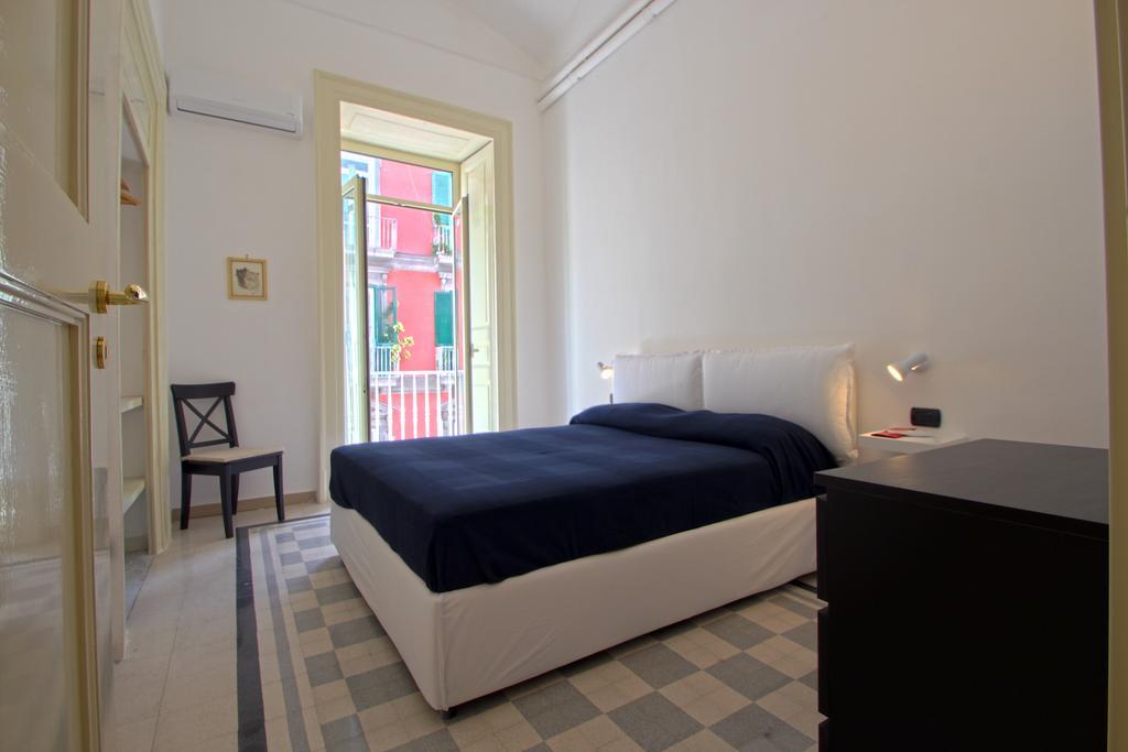 Casa Dante - Historic Apartment In The Perfect Naples Location Luaran gambar