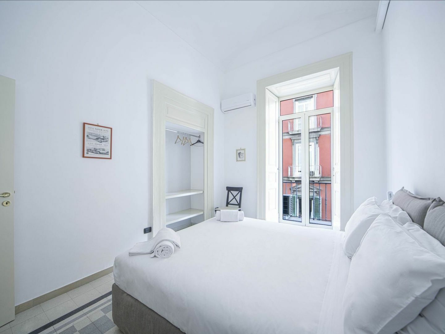 Casa Dante - Historic Apartment In The Perfect Naples Location Luaran gambar